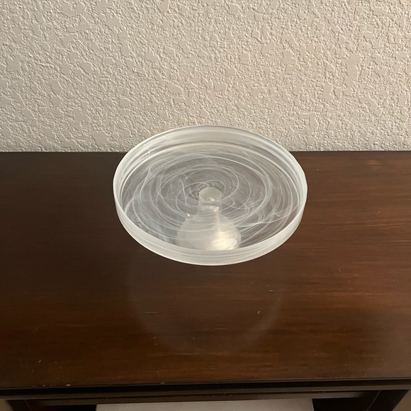 Small Alibaster Cake Plate - Picture 3 of 3